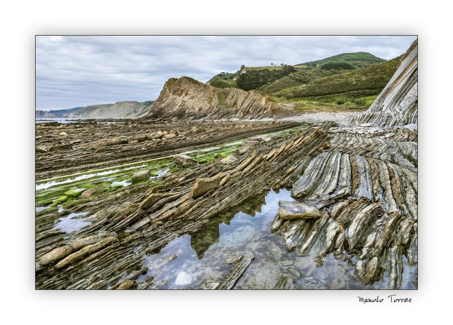 En la playa de Sakoneta (para Amado Calvo)