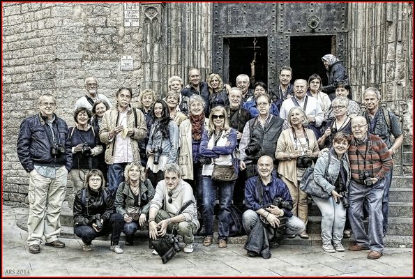 En las escaleras de Santa María del Mar