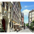 En longeant l'Hôtel de Bourgtheroulde Rouen