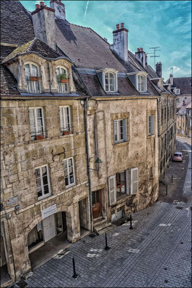 En promenade dans les ruelles de Dole