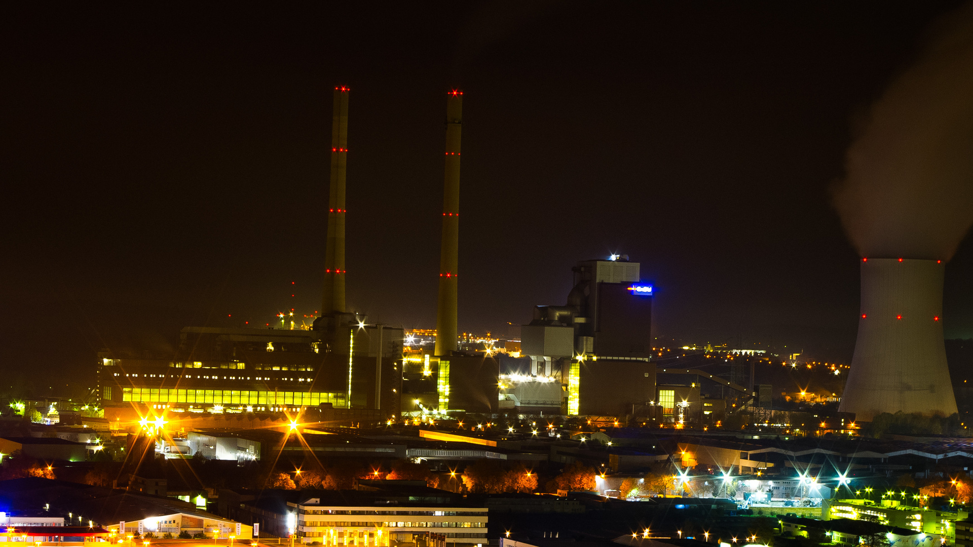 EnBw bei Nacht