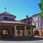 Encore une vue de la halle aux grains de Auvillar…