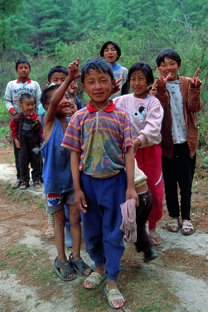 Encounter with a group of school kids