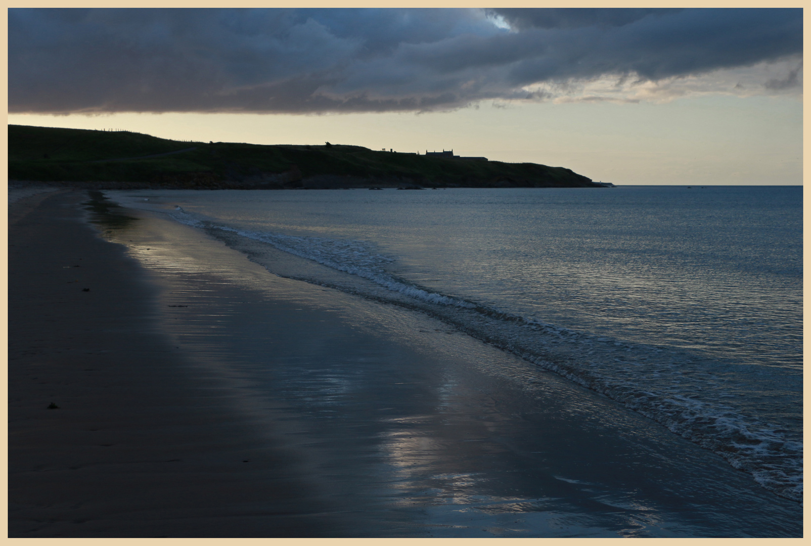 end of the day at cocklawburn beach 5