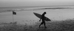 Ende eines Strandtages, die Wellen kehren morgen zurück.