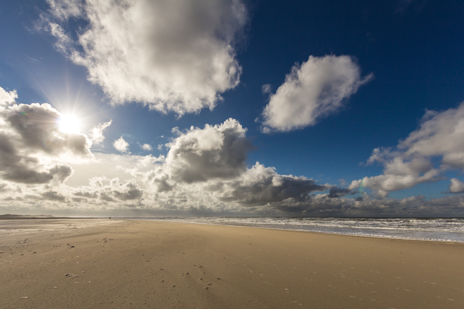 Endless sky at the beach