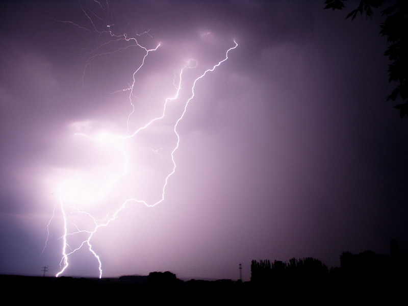 Endlich mal ein Nachtgewitter und ich habe meine Kamera verstanden...