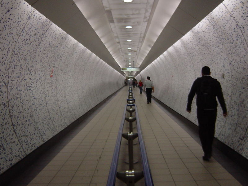 Endlose Tunnel