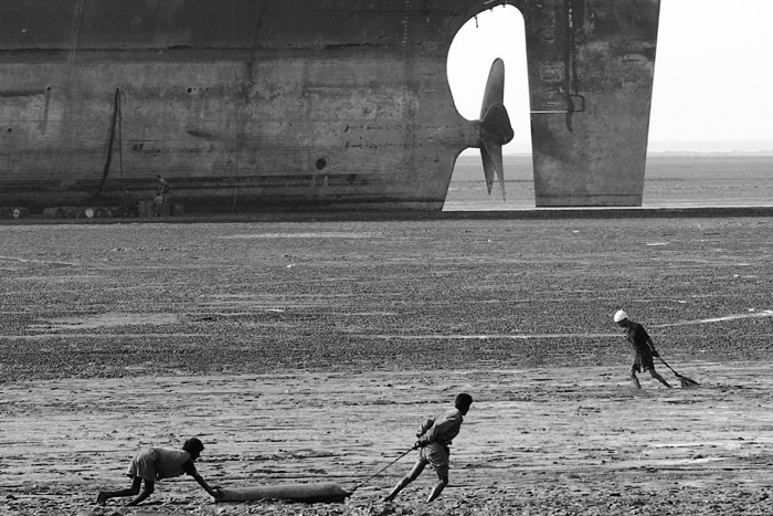 Endstation: Shipbreaking in Chittagong #2