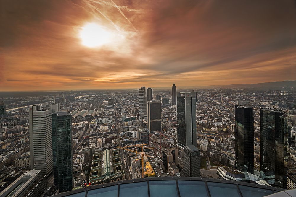 Endzeit über Frankfurt