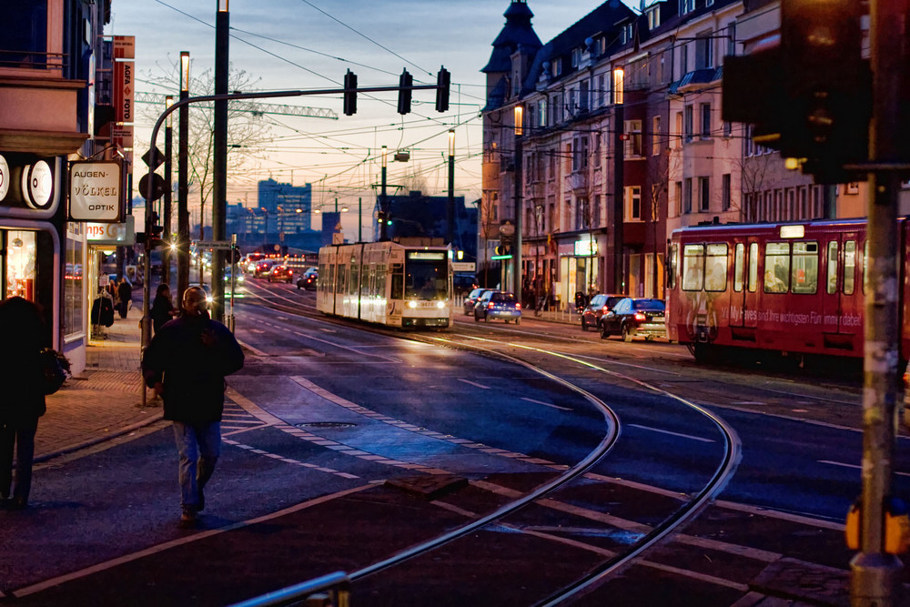 (ENG) Traffic Junction / (D) Verkehrsknotenpunkt