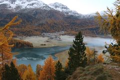 Engadin: der Nebel ist schon bald weg... (1)