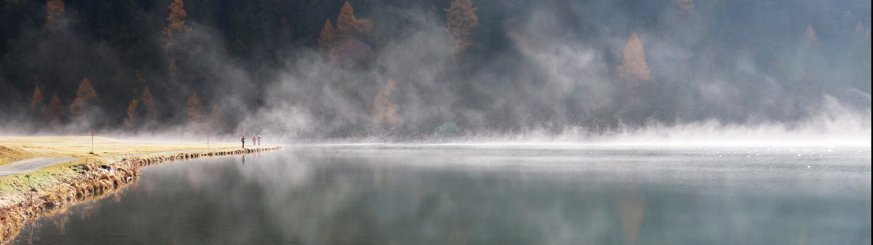 Engadin: Nebelschwaden laden zum baden...