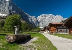 Engalm im Frühsommer