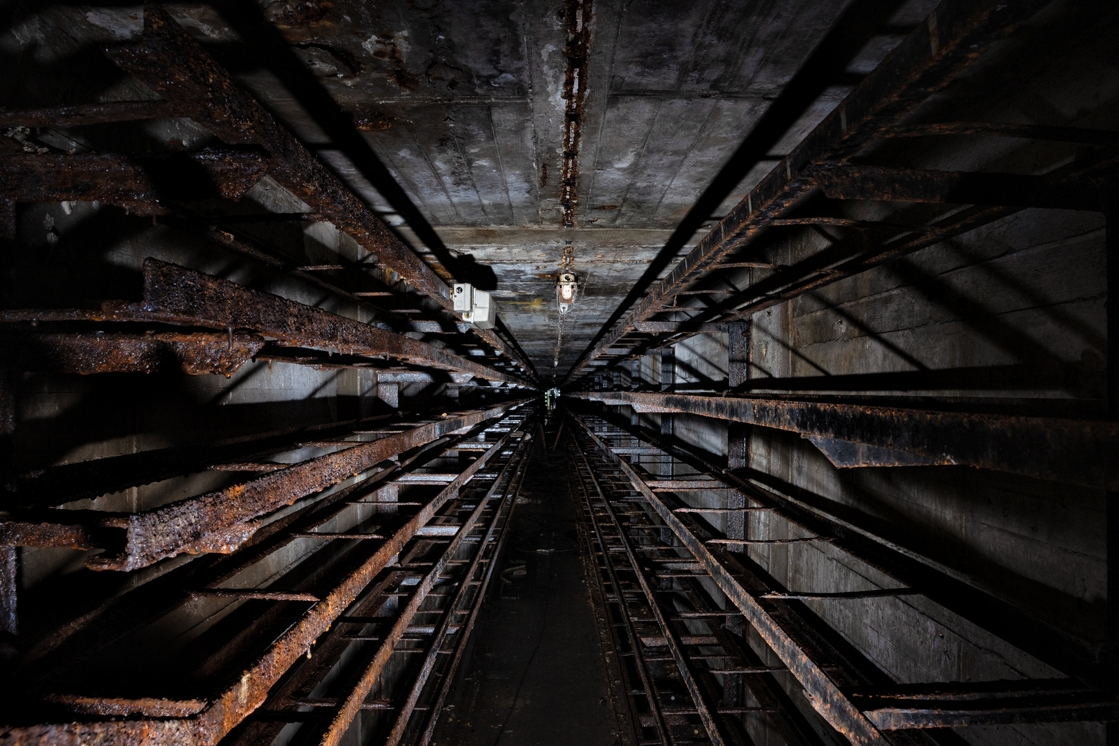 enge Gänge... Foto & Bild spezial, marode, dokumentation Bilder auf