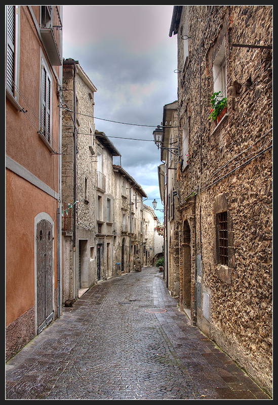 Enge Gasse in Castelli