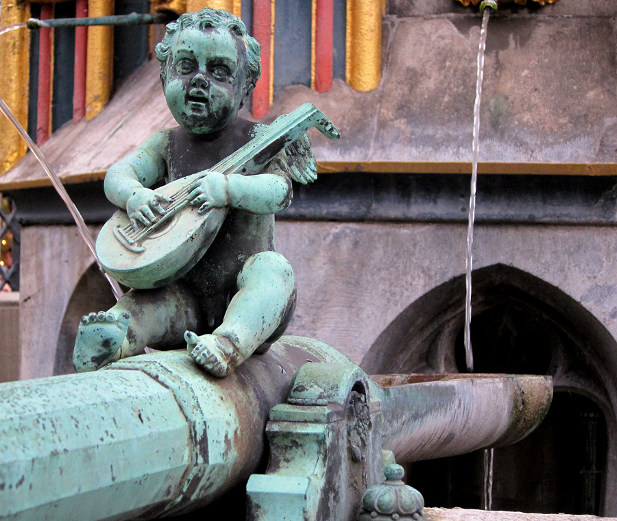 Engel im Schönen Brunnen