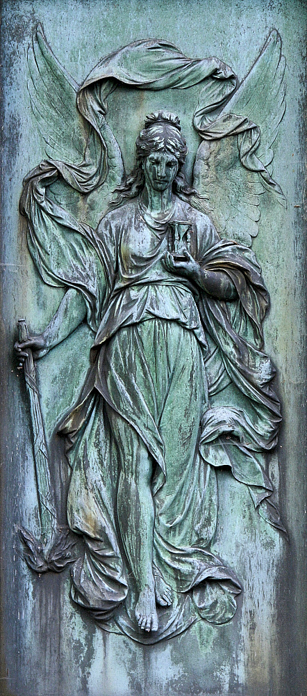 Engel-Relief [mit Stundenglas]