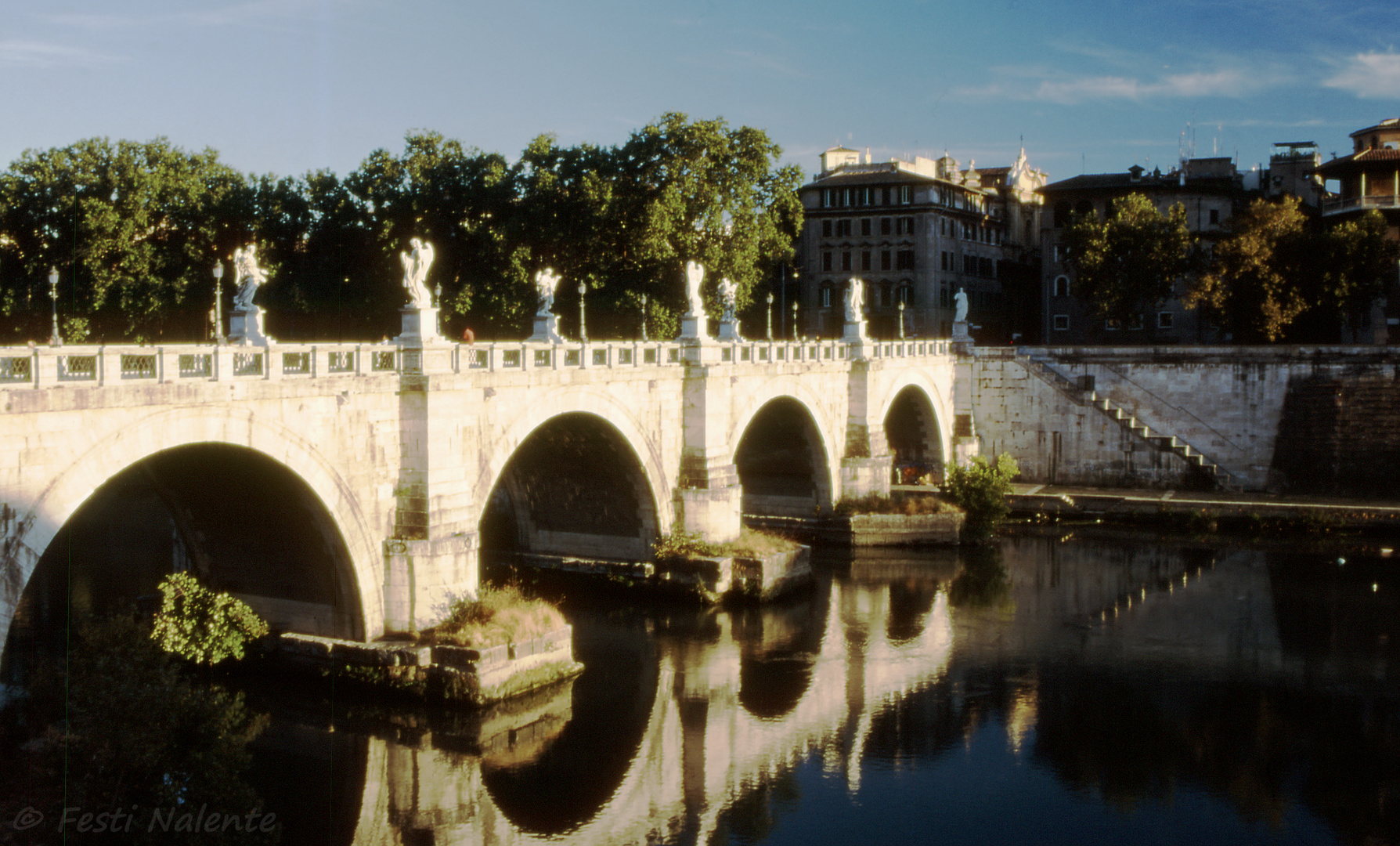 Engelsbrücke (Ponte Sant'Angelo )