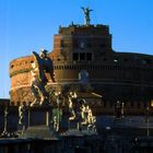 Engelsbrücke (Ponte Sant'Angelo ) und Engelsburg im Abendlicht