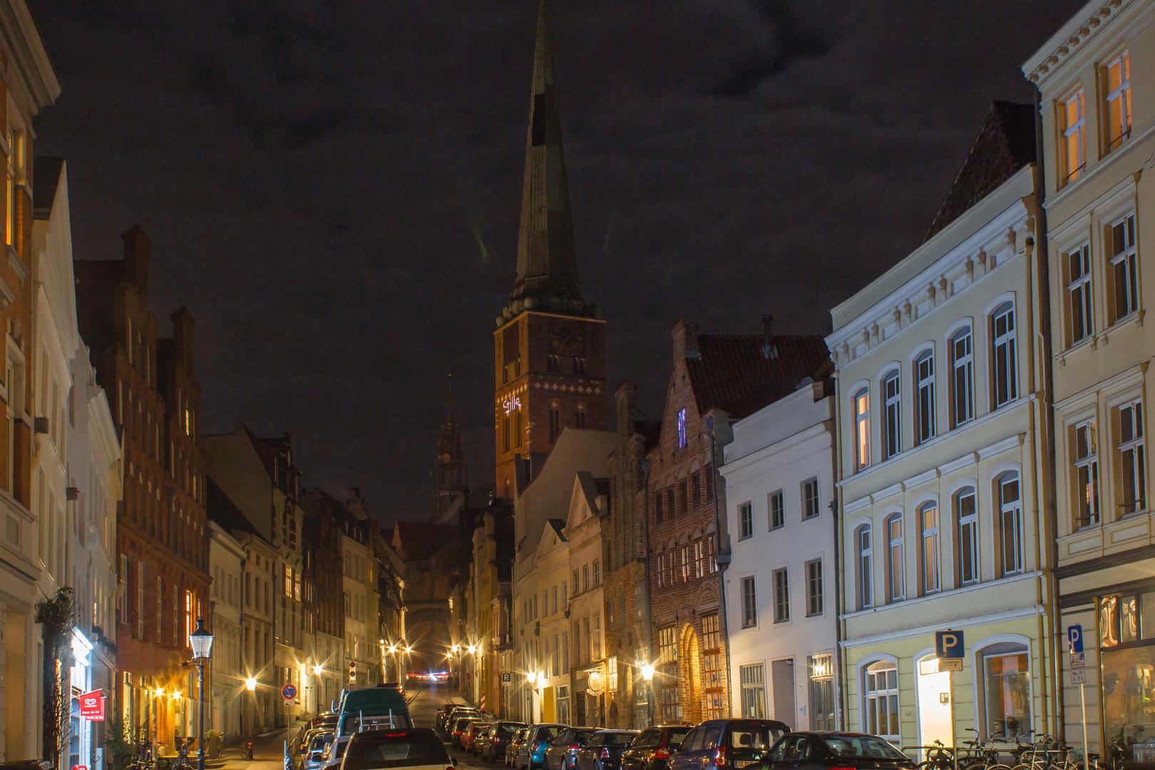 Engelsgrube in Lübeck bei Nacht