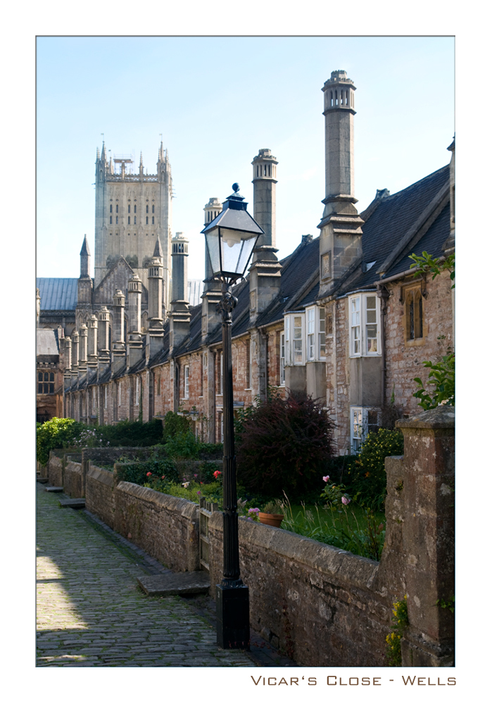 England 19 - Vicar's Close