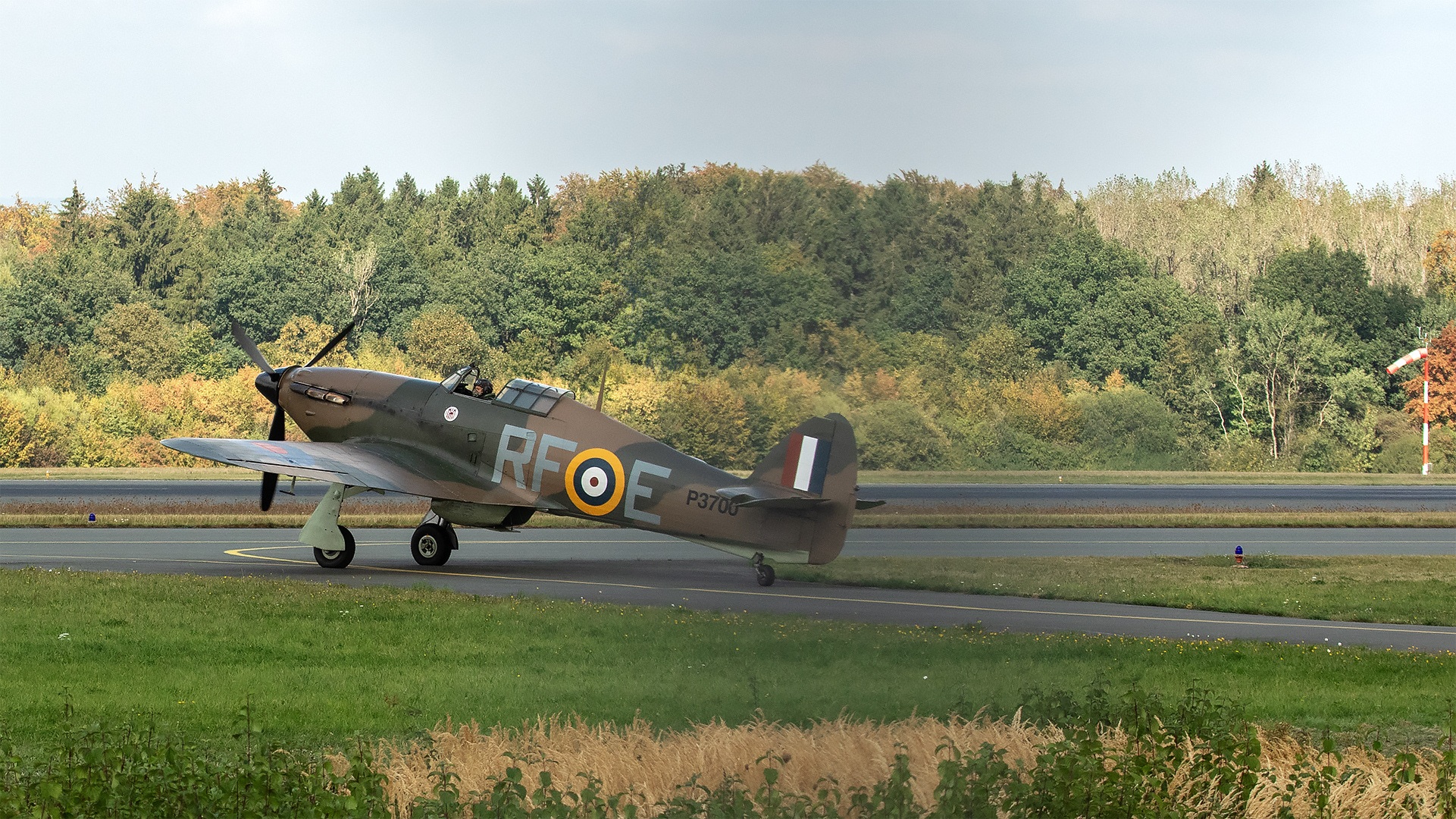  Englisches Jagdflugzeug aus dem 2.Weltkrieg