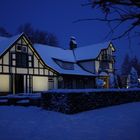 English Farmhouse in the snow