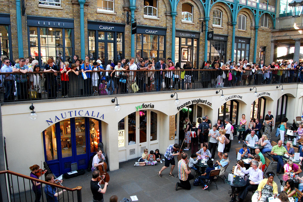 Enjoy the Music in Covent Garden