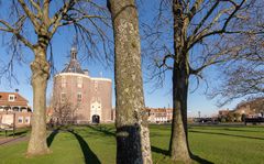 Enkhuizen - Het Landje van Top - Town Gate "Drommedaris"