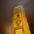 Ennser Stadtturm bei Nacht und Nebel