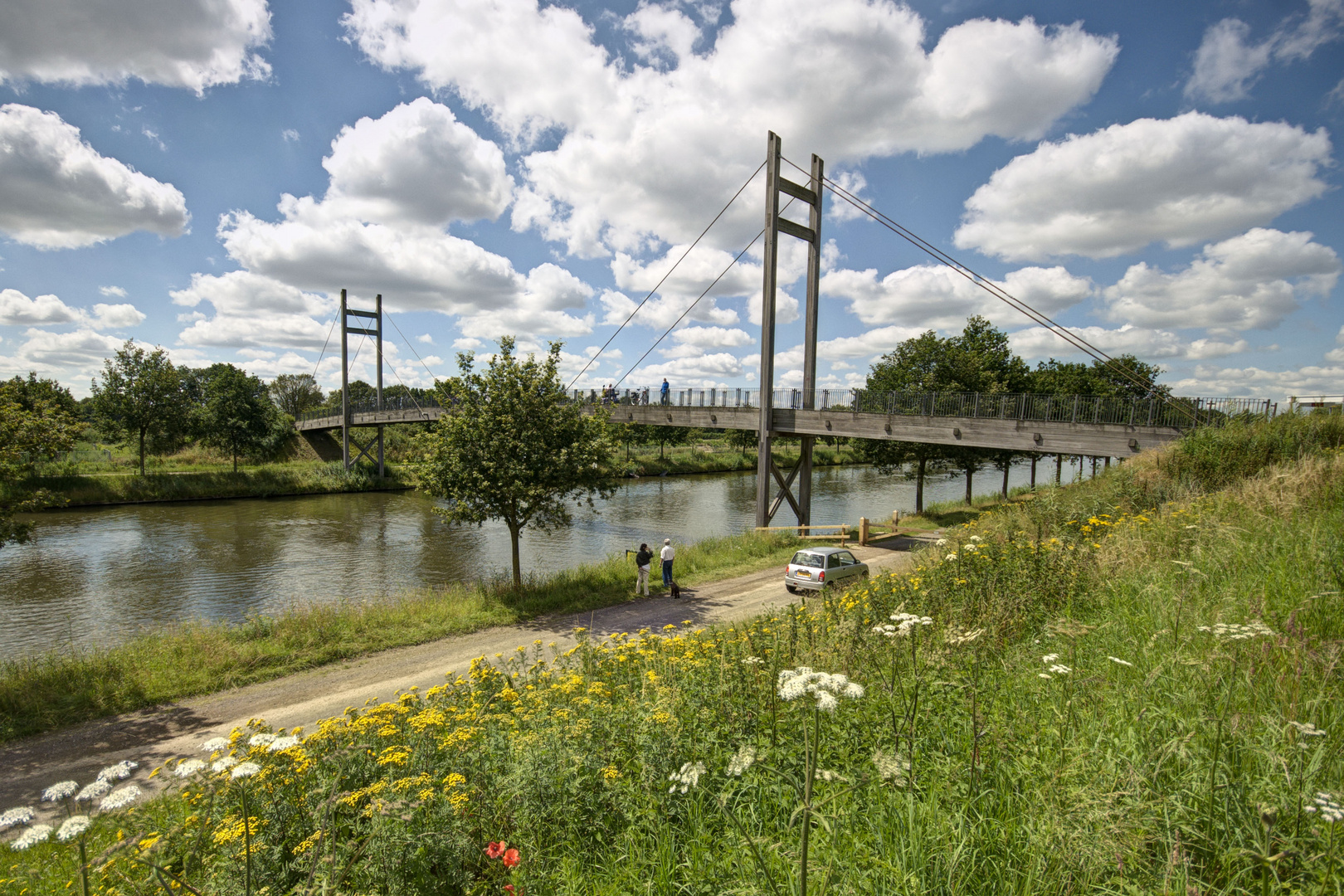 Enschede - Broeierdpad - Bicycle Bridge over Twente Canal - 01