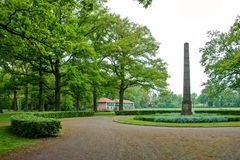 Enschede - GJ van Heekpark - Obelisk - 01