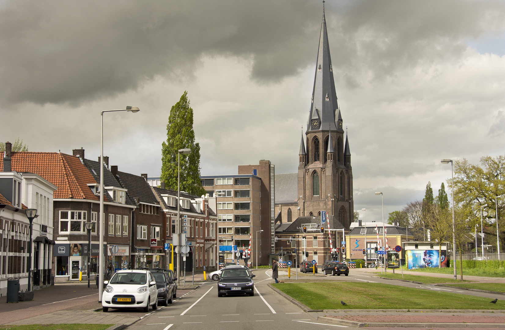Enschede - Oldenzaalsestraat - Sint Jozefkerk - 01
