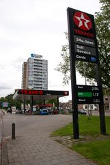 Enschede - Petrol Station at the Boulevard 1945