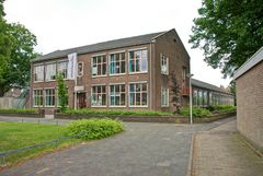 Enschede - Staringstraat-Zeggeltlaan - My former primary school "Oranje-Nassau school"