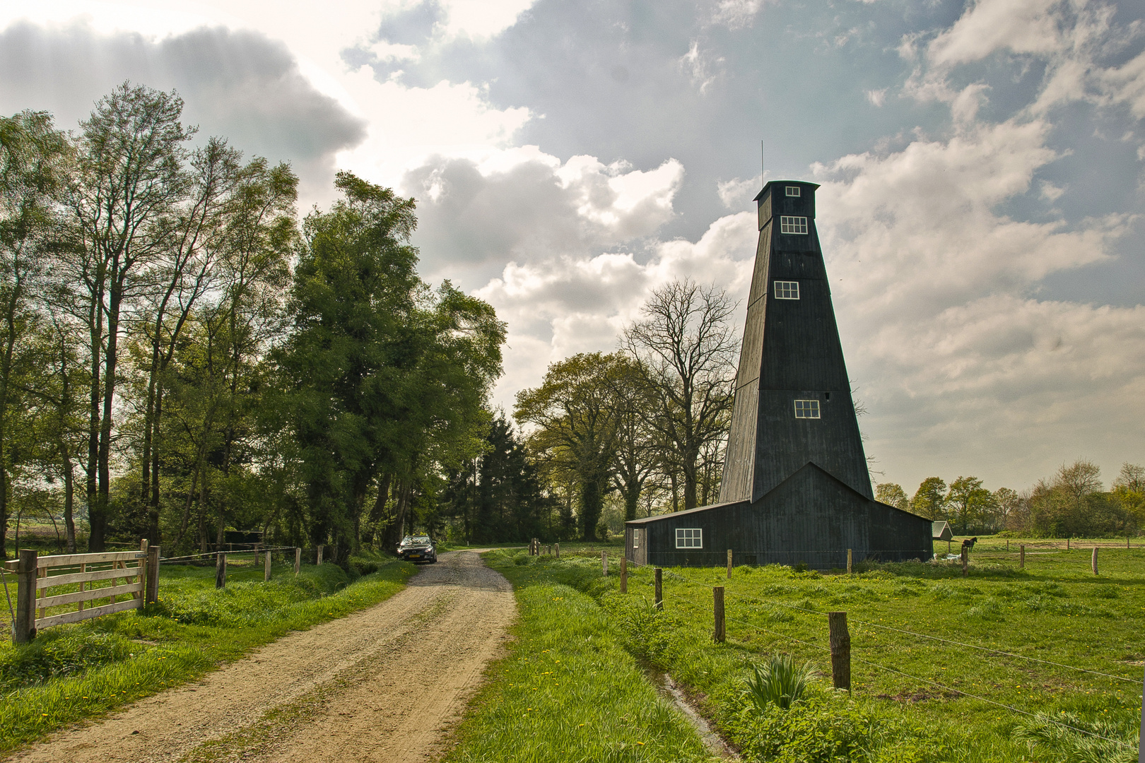 Enschede/Twekkelo - Rougoorweg - Outmoded Salt Drilling Rig - 01