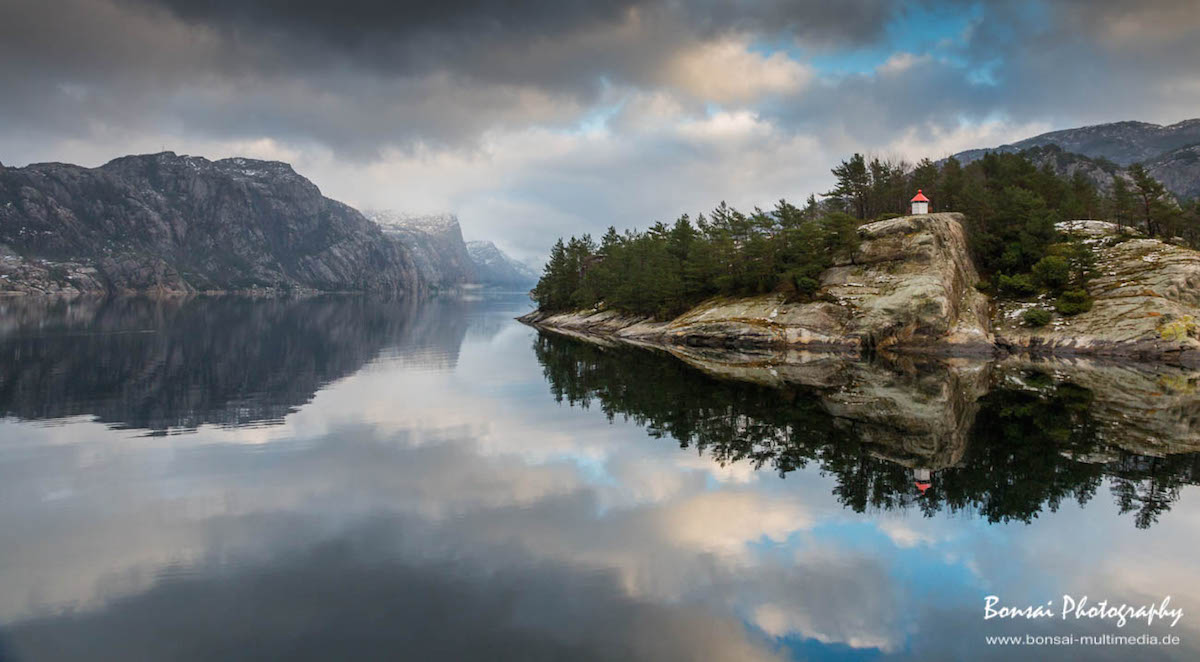 Entering Lysefjord 2