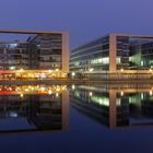 entlang am Duisburg Innenhafen