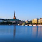 Entlang an der  Biennenalster