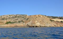 Entlang der Felsküste bei Skaleta auf Kreta