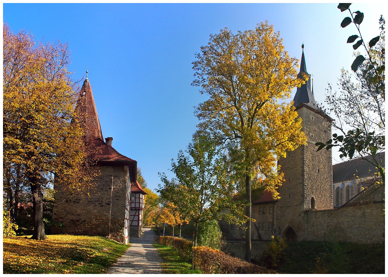 Entlang der Stadtmauer