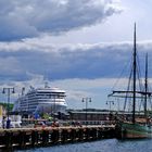 Entlang der Uferpromenade in Oslo ...