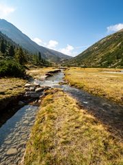 entlang des Bachlaufs im Zamser Grund