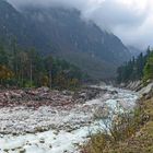 Entlang des Dudh Khola auf dem Manaslu-Trek