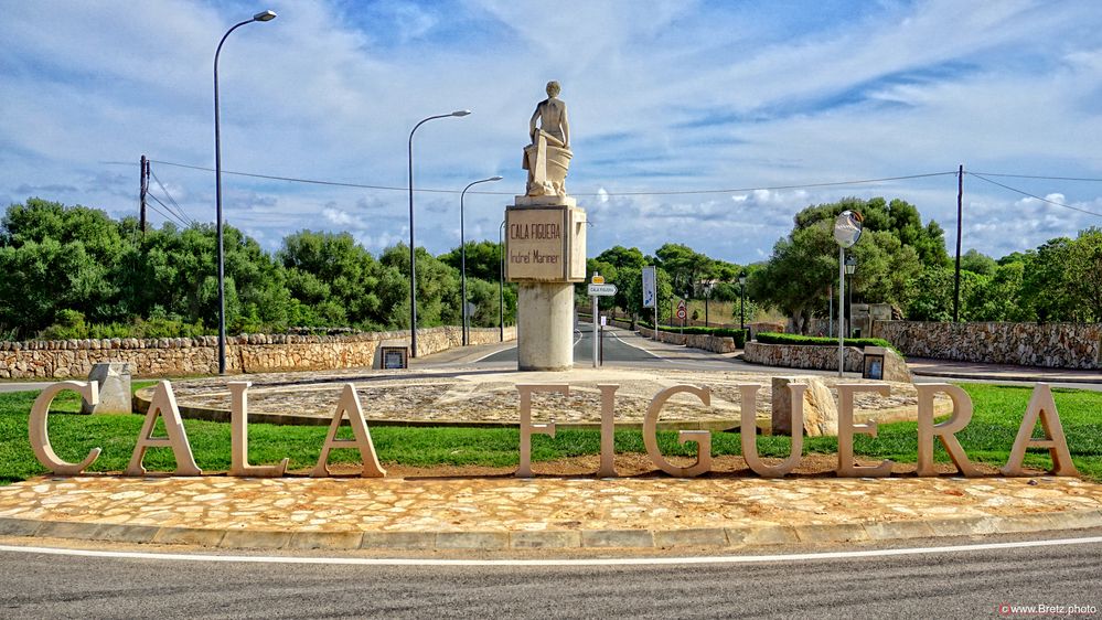 Entrada a la Cala Figuera