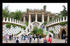 ENTRADA AL GUELL