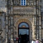 Entrada al Hostal de Los Reyes Católicos