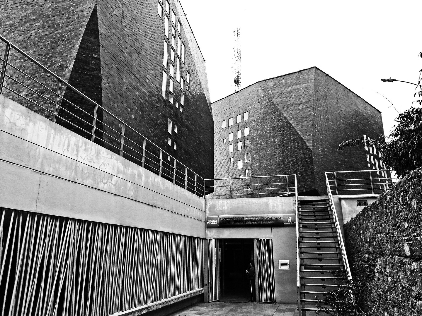 Entrada Biblioteca España - Medellín