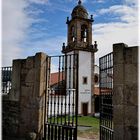 Entrando al monasterio.